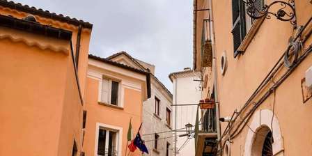Best time to visit Campobasso's historic center to avoid crowds